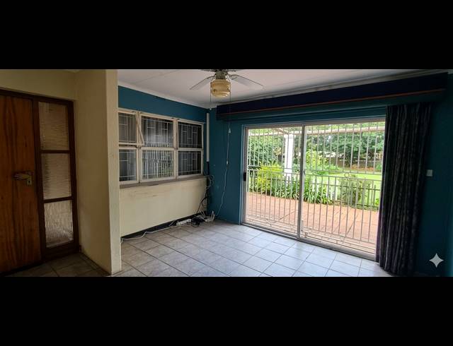 3 BEDROOM HOUSE TO LET IN ARCON PARK
